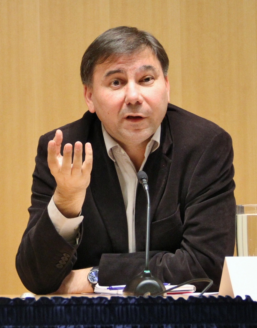 Ivan Krastev gives a presentation at the International Forum for Democratic Studies in November 2012.